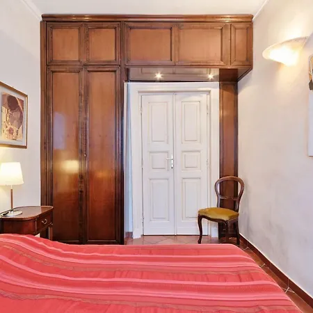 Apartment Arsenale Art Turin